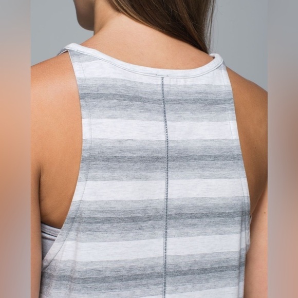 Lululemon Find Your Zen Yoga Pilates Activewear Workout Striped Tank Top - Picture 5 of 9